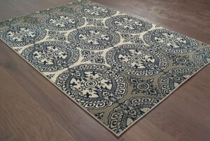 Linden 5'3" x 7'6" Rug