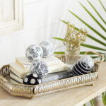 Black & White ceramic Balls - Set of 6