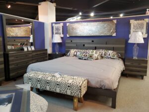 Reclaimed Queen Bedroom Collection W/Chest - 100% Solid Wood - Image 4